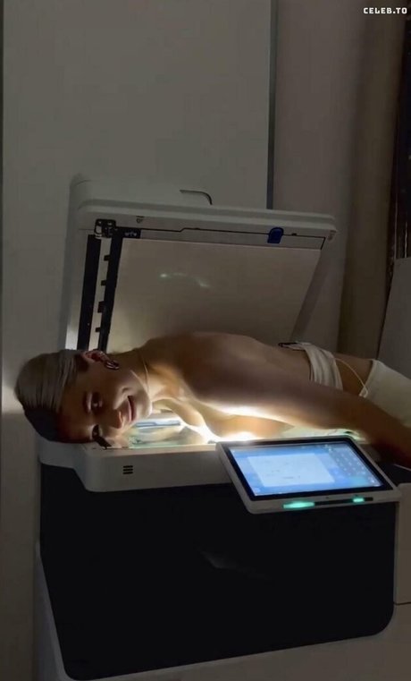 fat pussy onlyfans adult photos