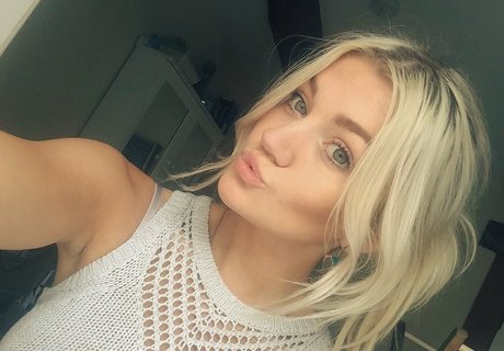 blonde anal onlyfans hot pictures