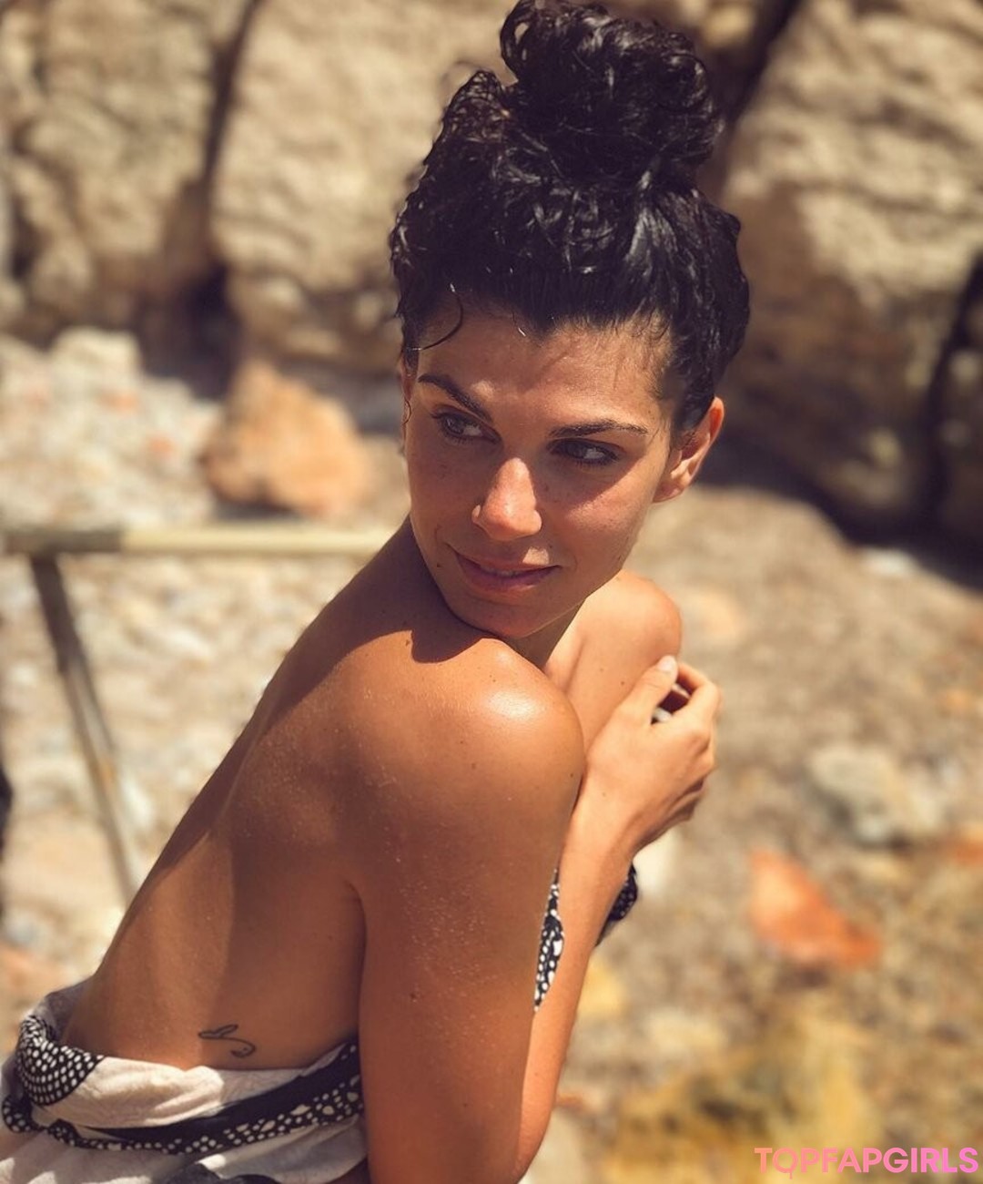 Ariadna Hafez star adult images