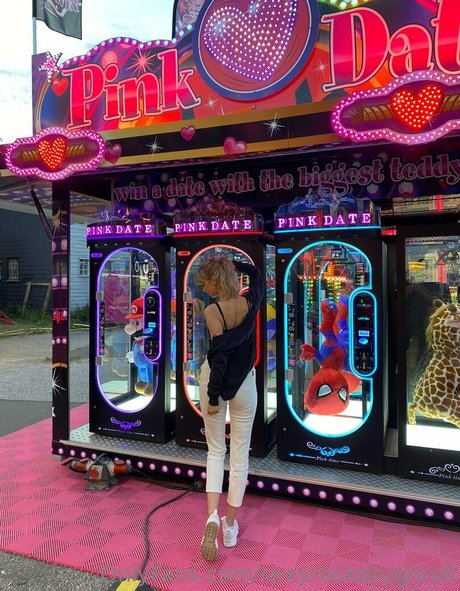 slim onlyfans hot naked pictures