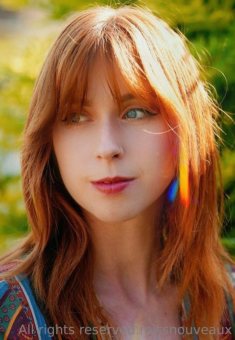 missnouveaux naked pornstar pic