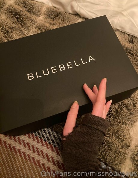 missnouveaux nude star photo