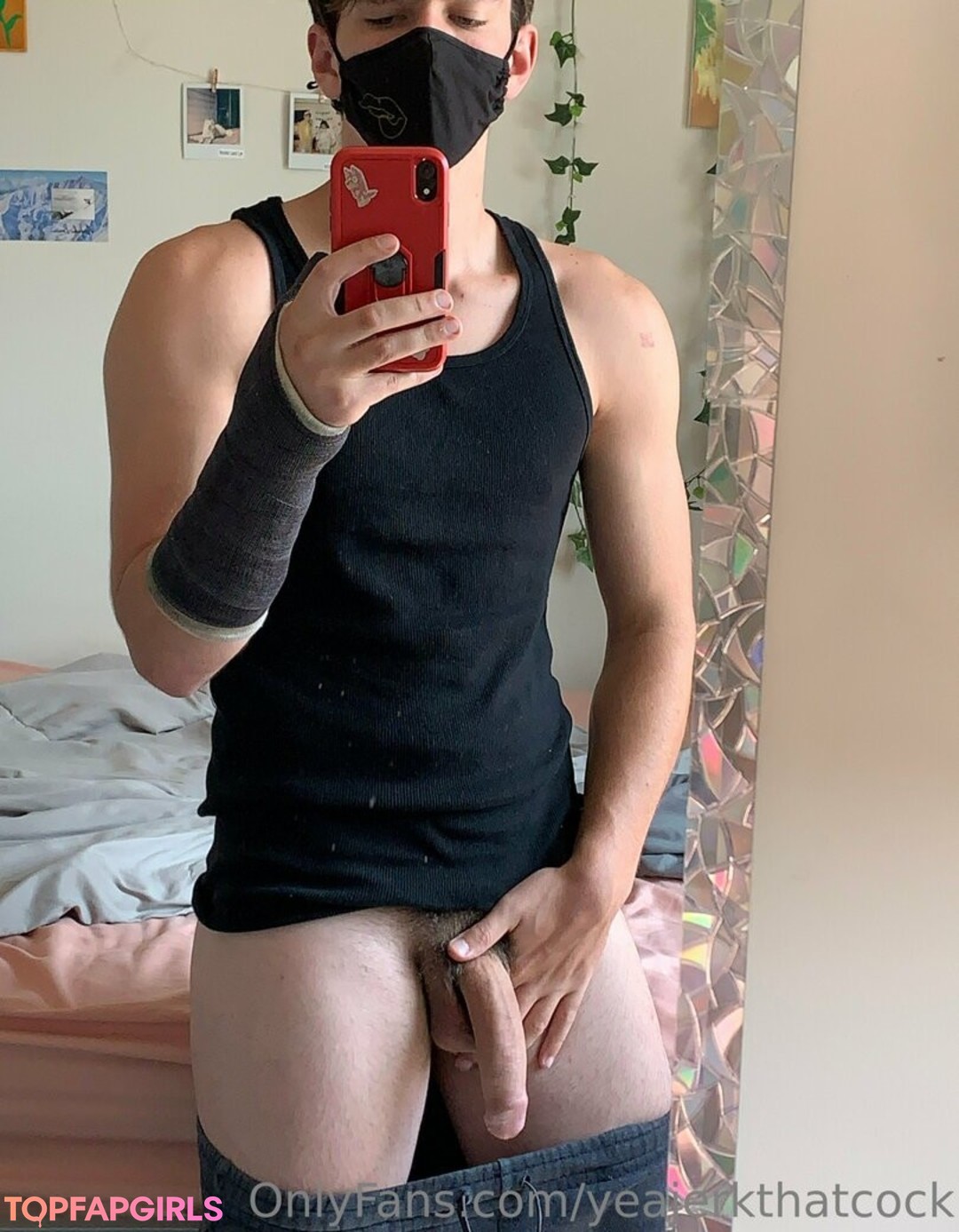 yeajerkthatcock star top pictures