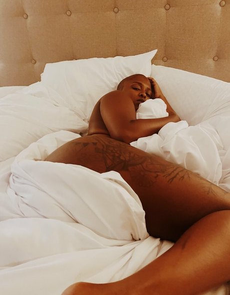 kysersaiso model erotic pictures