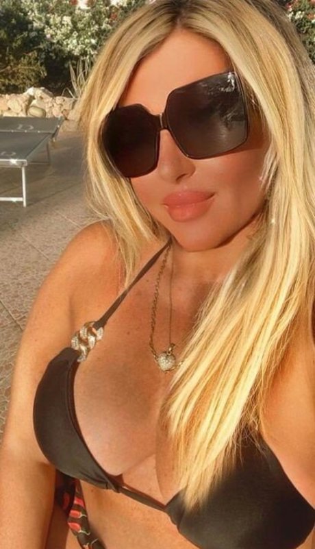 private onlyfans beautiful photo