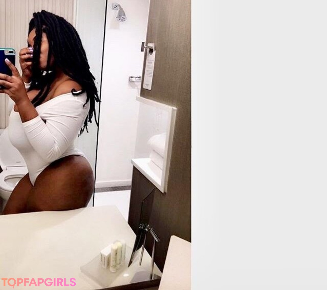 jacking uneek pornstar img
