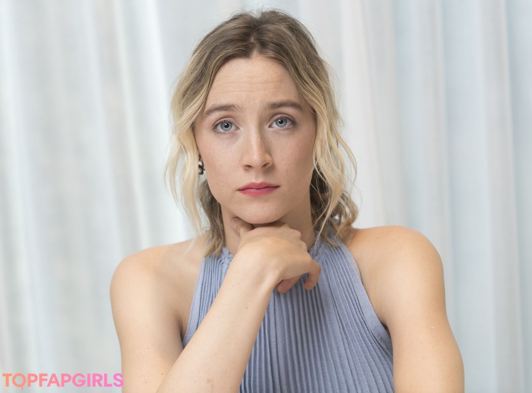 Saoirse Ronan model high quality image
