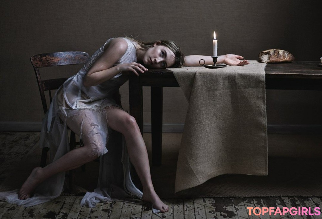 Saoirse Ronan pretty model galleries