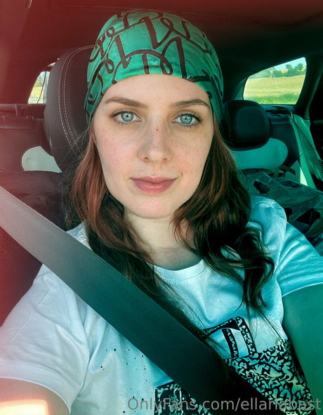 ellariabast top actress picture