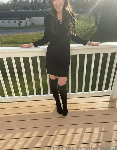 thecaywild beautiful actress img