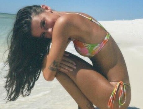 teacher milf onlyfans hot pictures