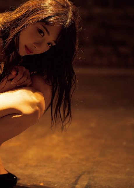 Shion Utsunomiya exclusive model gallery