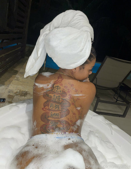 Dejarennae high quality star pic