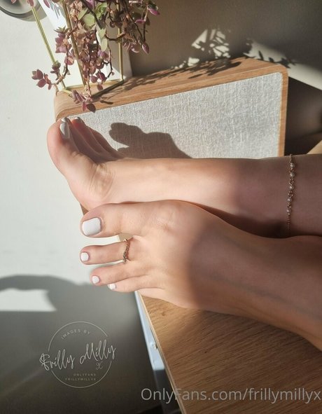 frillymillyx model exclusive gallery