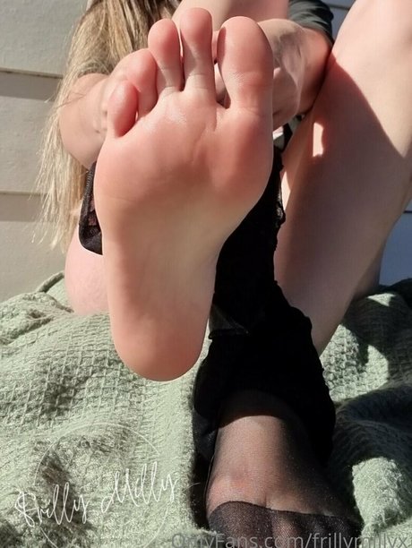 frillymillyx nice actress img