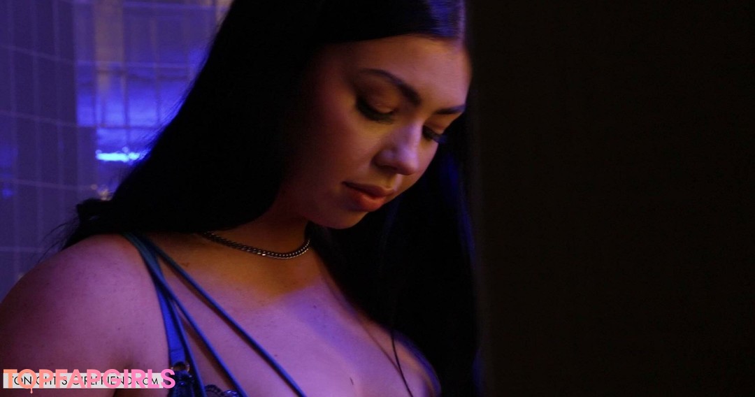 ih8holly sex model pics