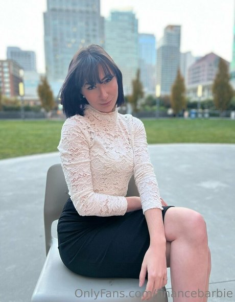 petite skinny onlyfans art naked pics