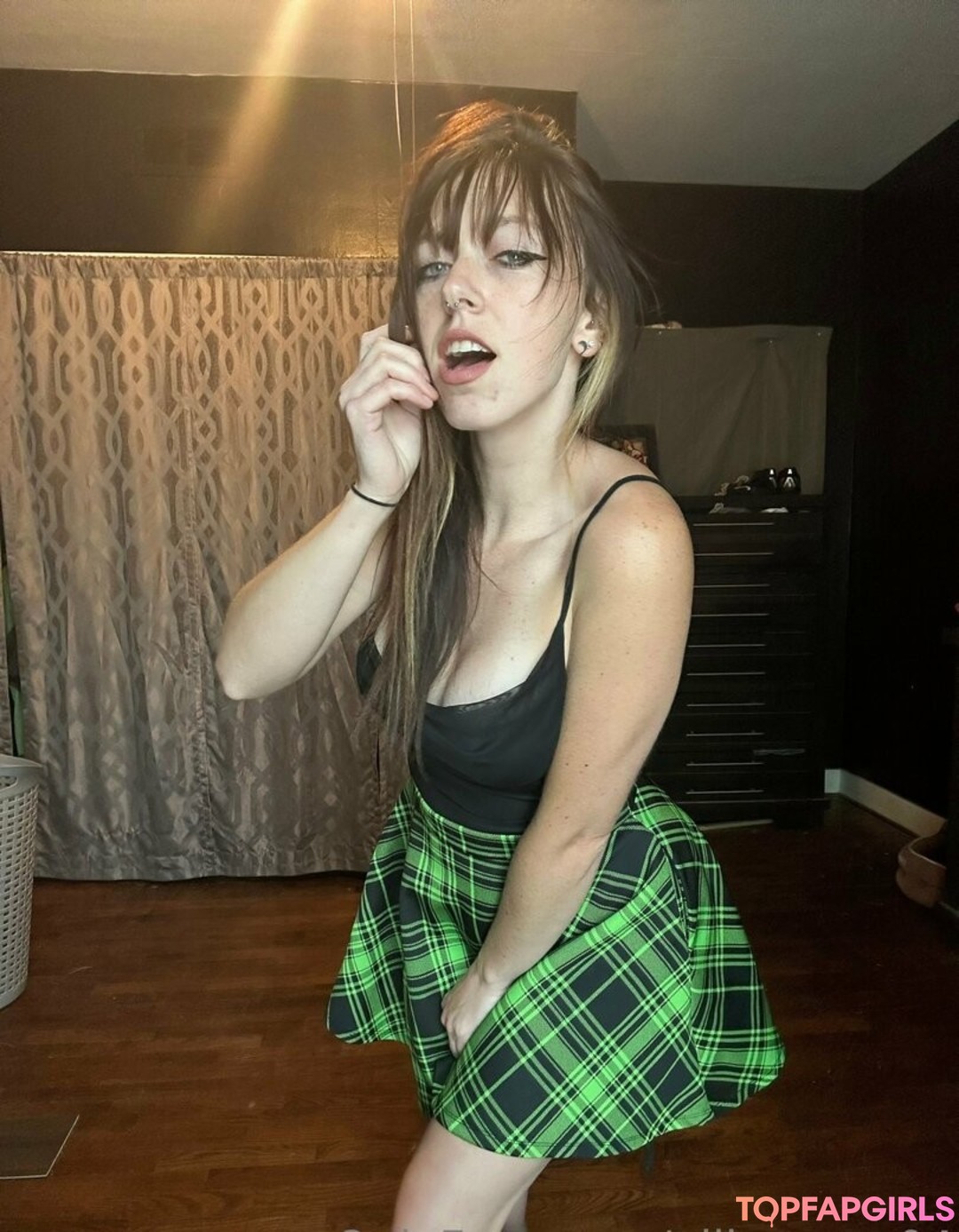 allimoona04 pornstar nude photos