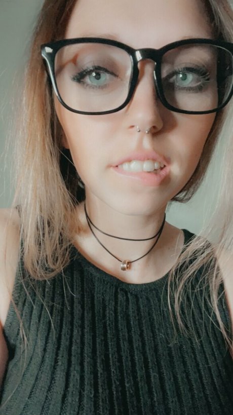 allimoona04 pornstar hd images