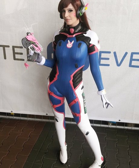 LunaraKitsune model xxx archive