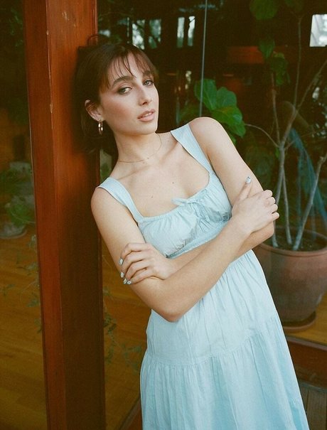 Emma Chamberlain nice model photos