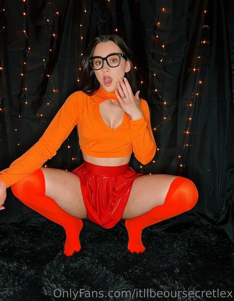 itllbeoursecretlex sexy star pictures