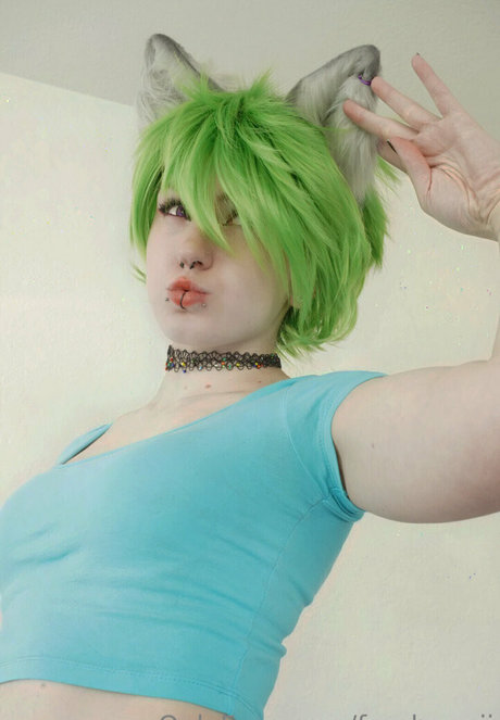 freebunnii model pretty pic