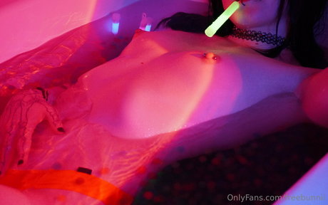 freebunnii star perfect image