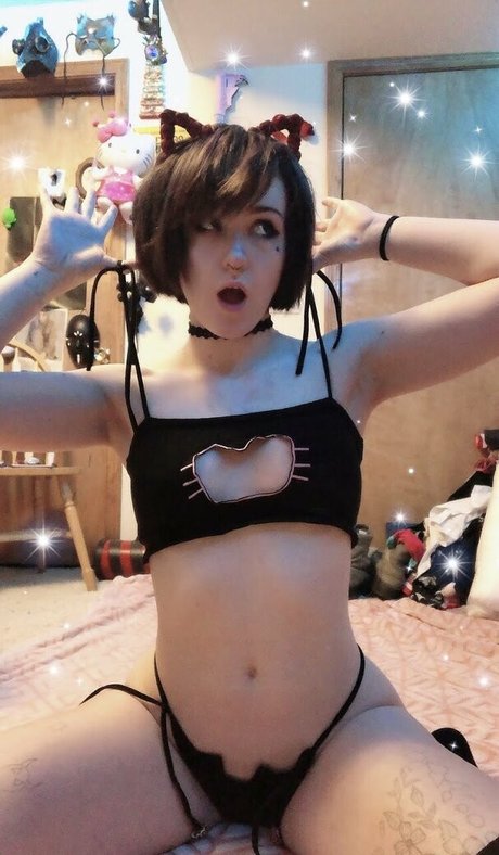 freebunnii free model img