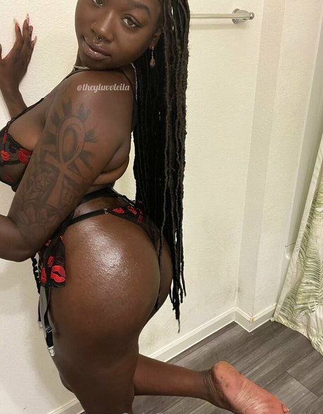 sweetgirllei nude pornstar picture