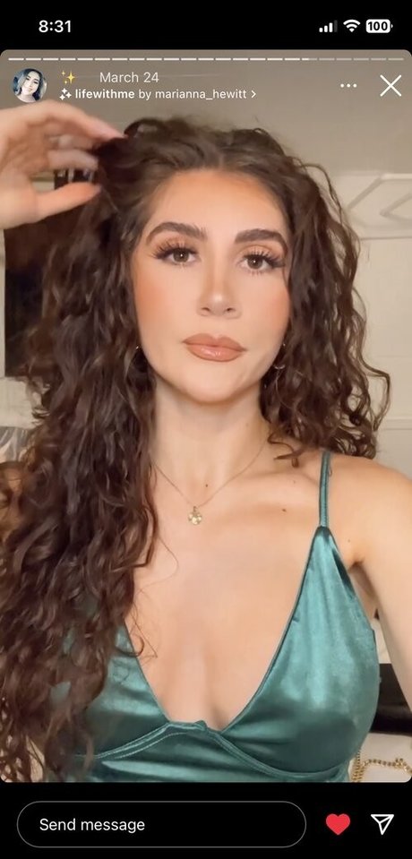 Itzel25_ nude model image