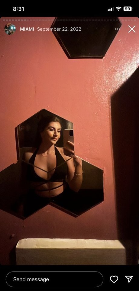 transgender onlyfans naked photos