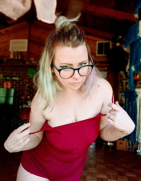 pierced onlyfans hot sex pics