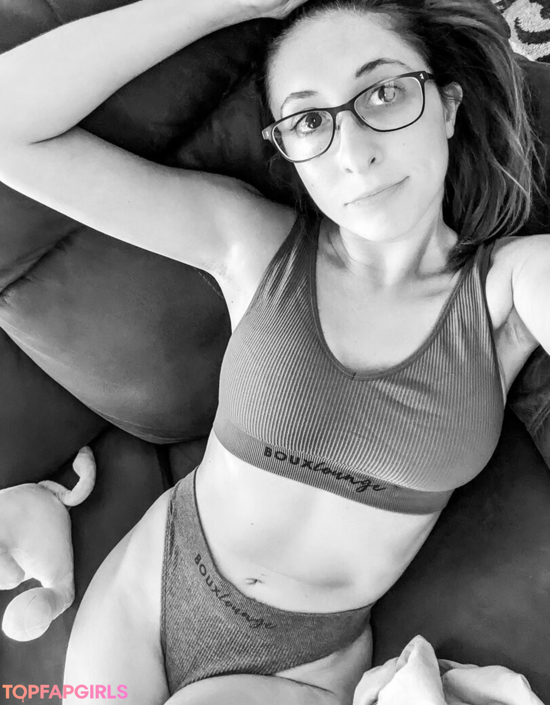 chubby small tits onlyfans best image