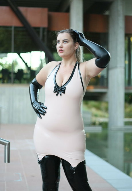 chubby solo onlyfans adult picture