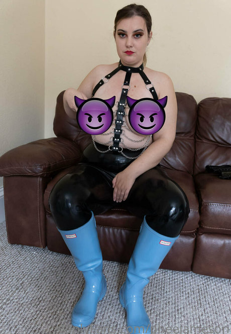 pheejameson art model pics