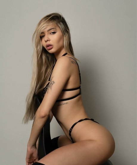 Nah Martins model beautiful pic