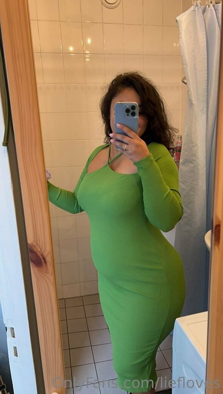 Liefloves exclusive actress pictures