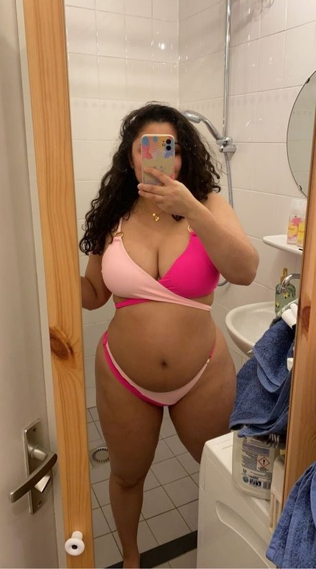 Liefloves pornographic model images