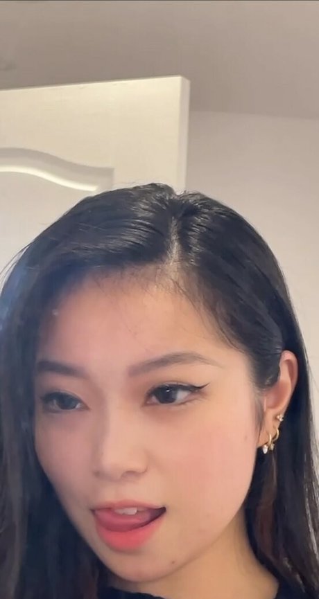 redhead threesome onlyfans beautiful gallery