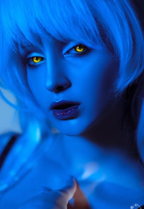 Hologana nudes star archive