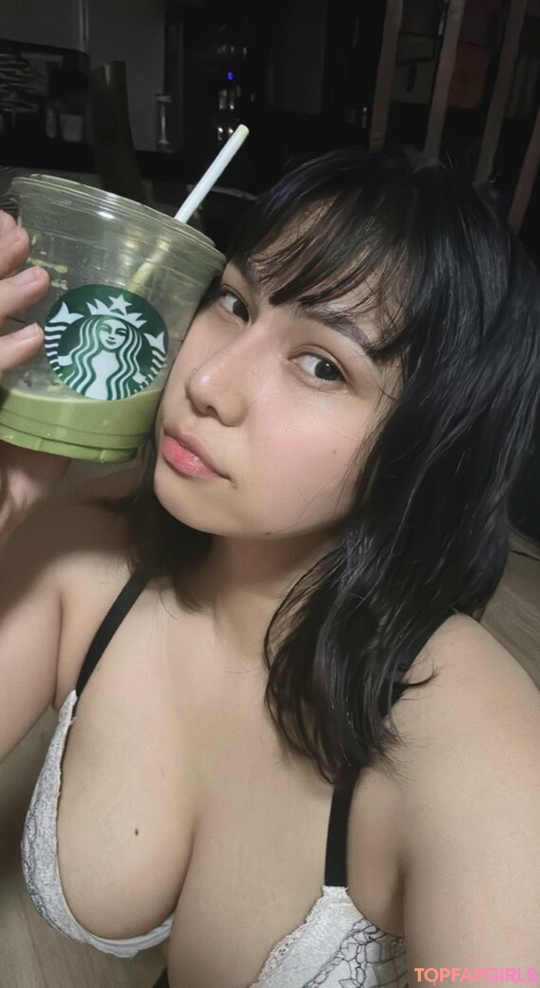 Ai Natsumi hot pornstar photo