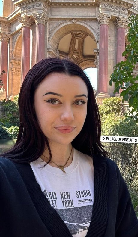 LivBev pornstar exclusive photos