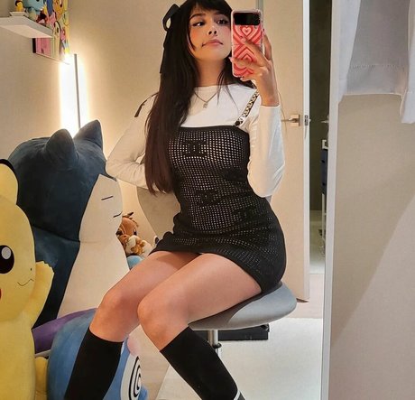 Neeko nice star photo