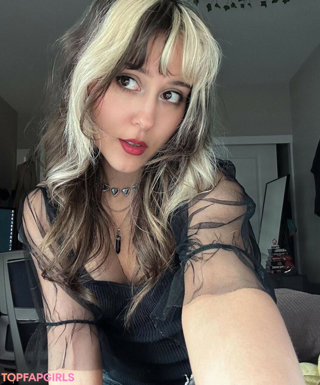 Rottenpapi porn actress picture