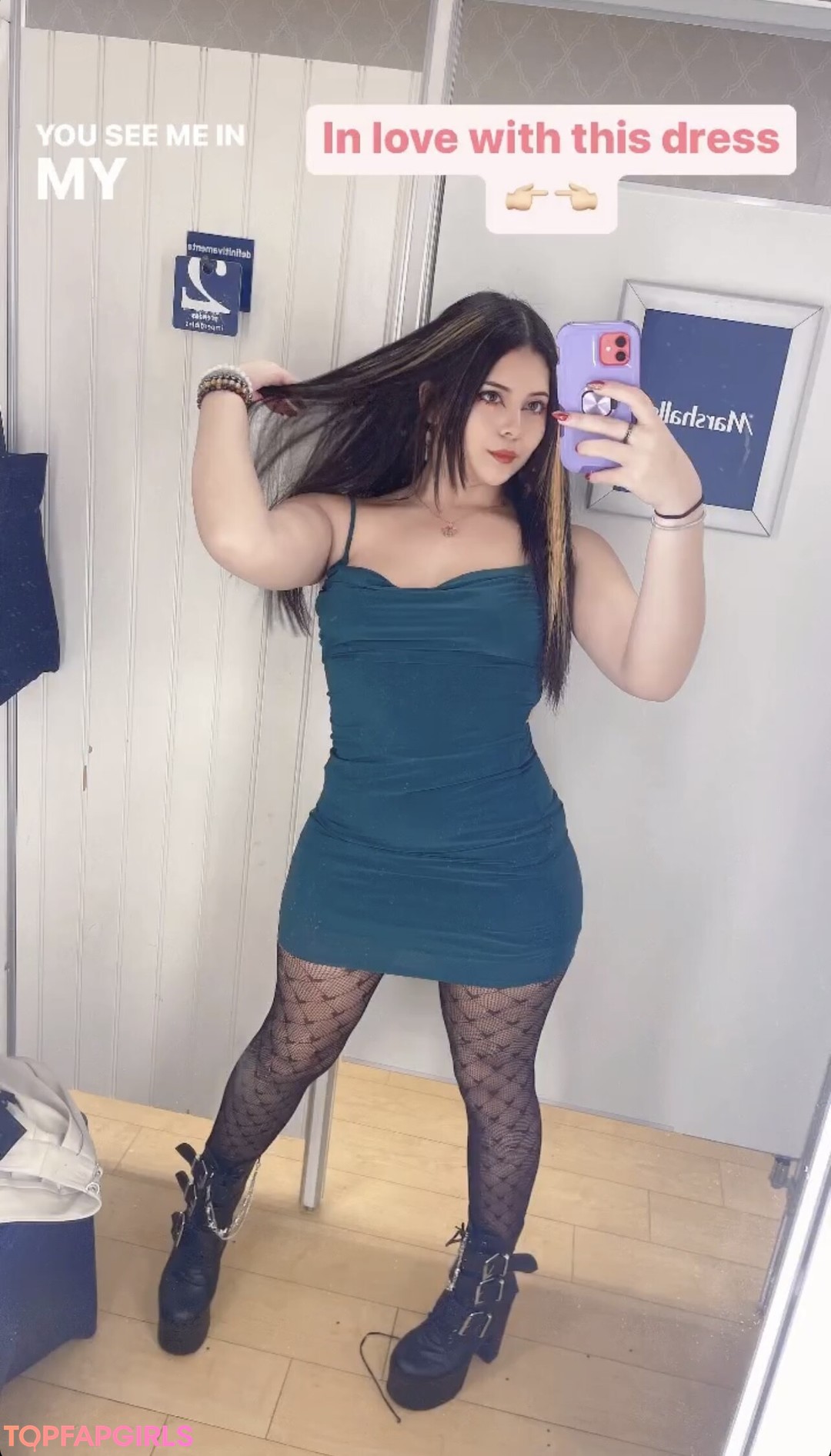 natylikespizza nude model pic