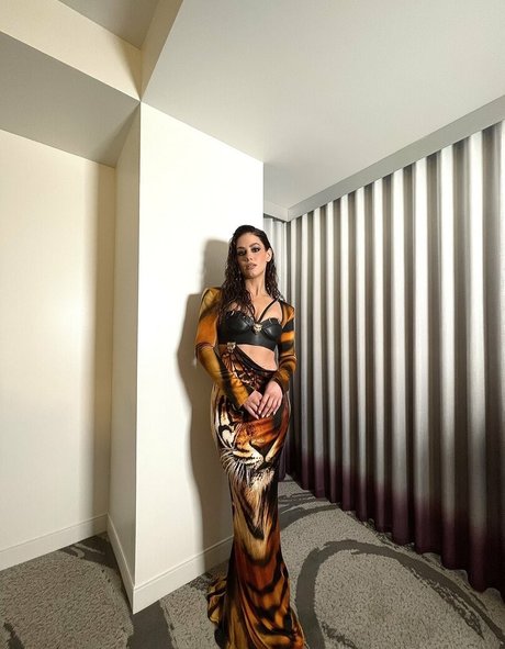 LuluLuvely beautiful actress pictures