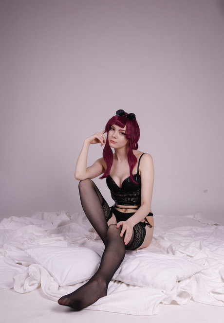 DieHanane model perfect photo