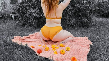 _PeachyPinup_ exclusive model archive