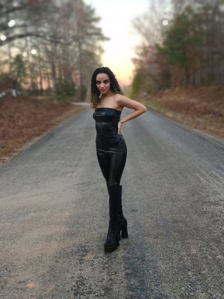 _18 BLM sexy pornstar archive